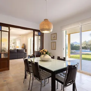 Mateu Villa